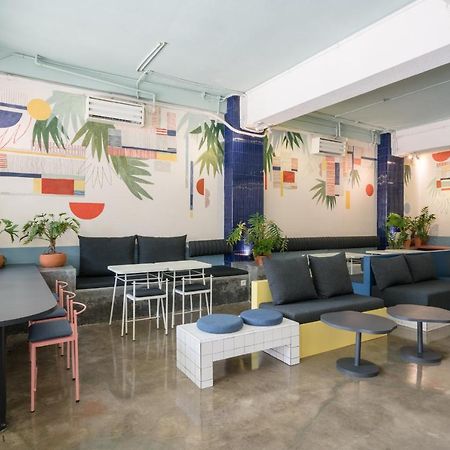 Temmu Co-Living Vandrerhjem Bandung Eksteriør bilde
